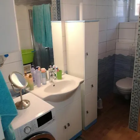 Compact One Bedroom Savle Apartmán Izola
