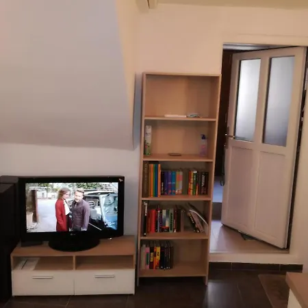 Compact One Bedroom Savle * Izola