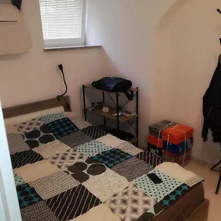 Compact One Bedroom Savle شقة إيزولا